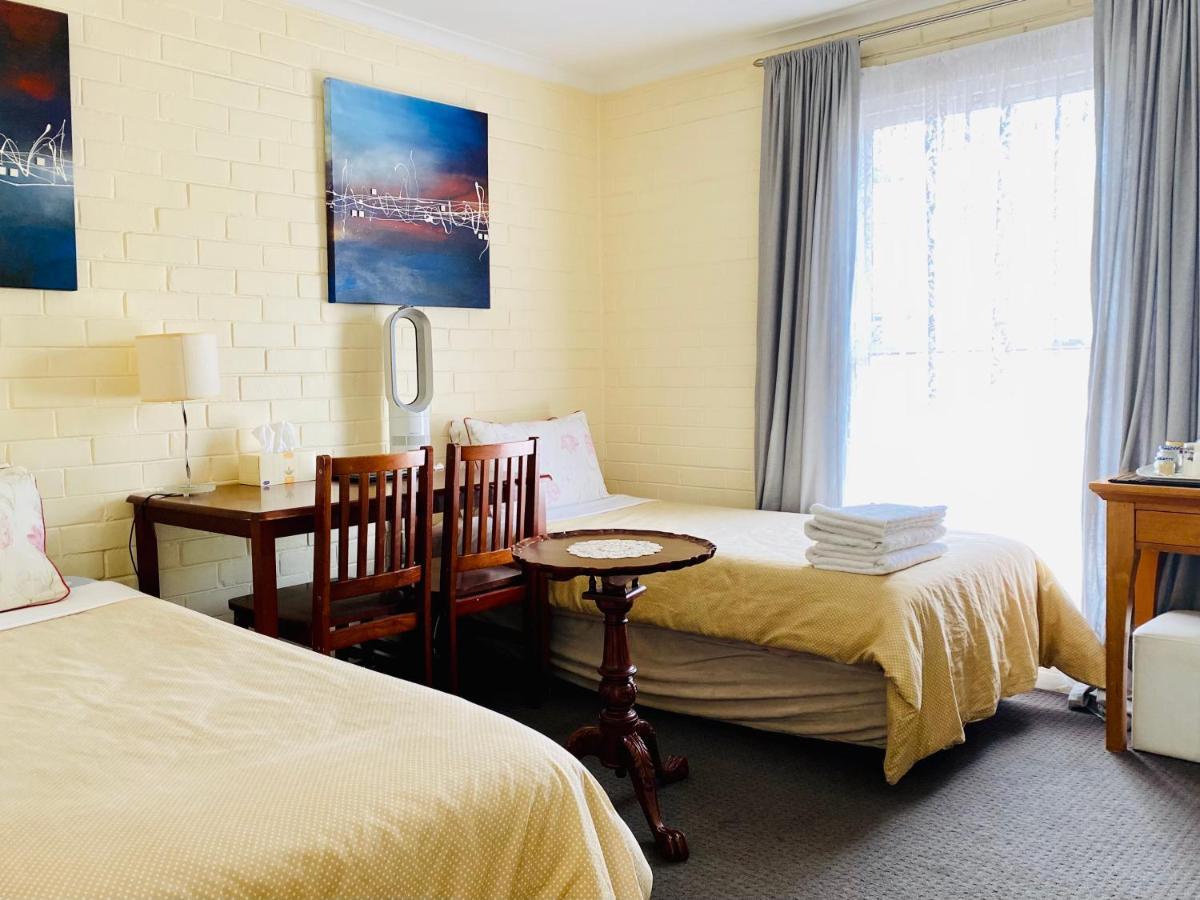 The Mews Motel Launceston Extérieur photo