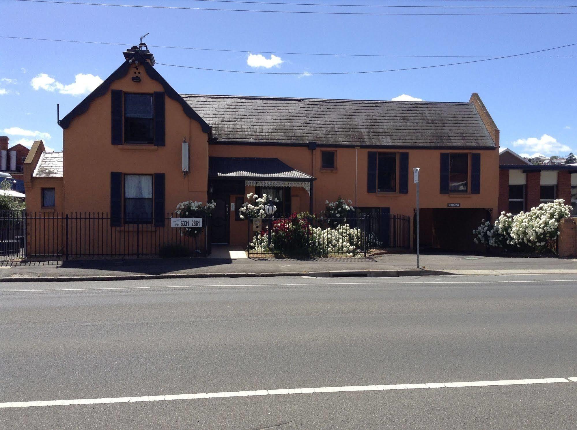 The Mews Motel Launceston Extérieur photo